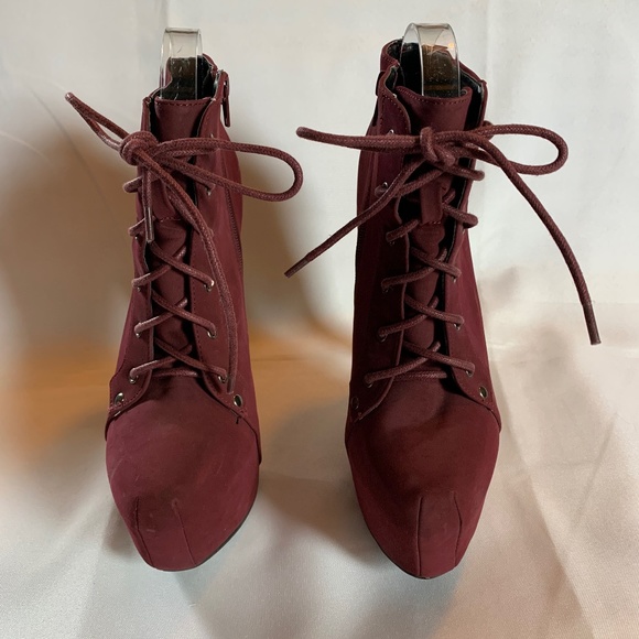 Charlotte Russe Burgundy Lace Up Zippered Heels! - Picture 2 of 9